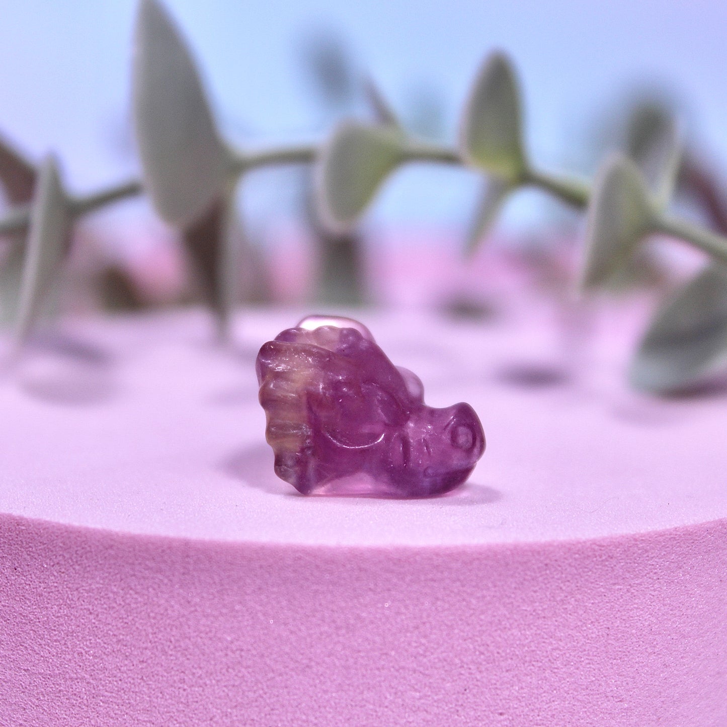 Mini fluorite dragon head
