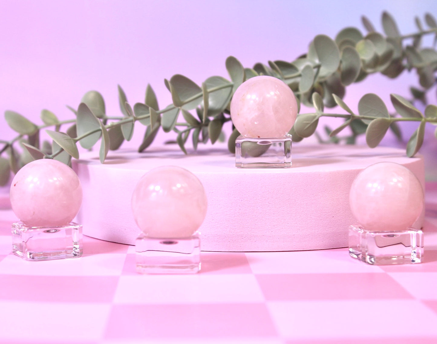 Rose quartz small spheres
