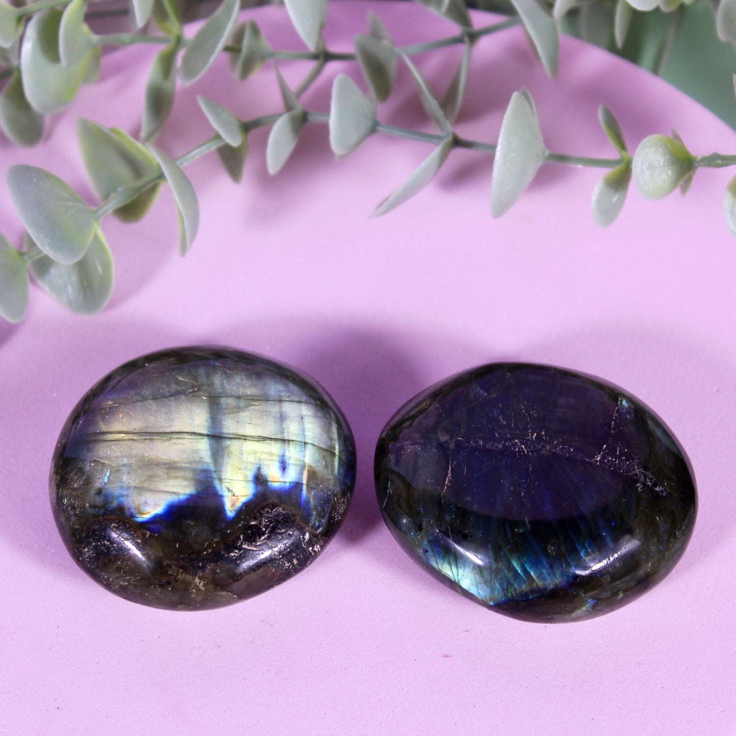 Labradorite palmstones