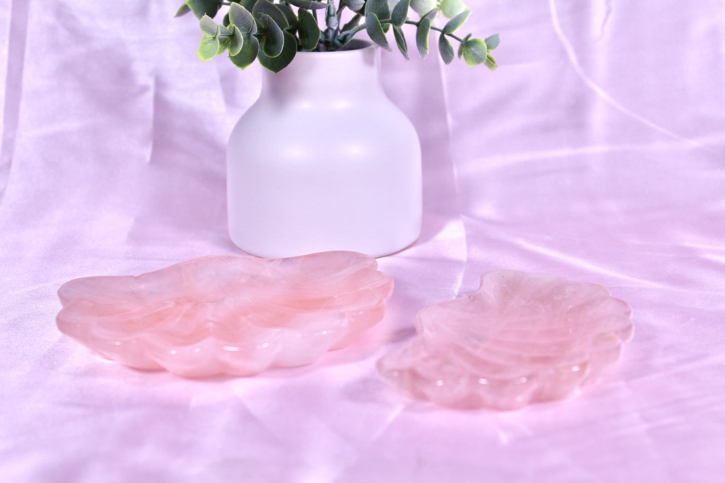 Rose quartz shell bowl