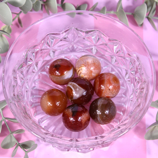 Carnelian mini spheres | intuitively chosen