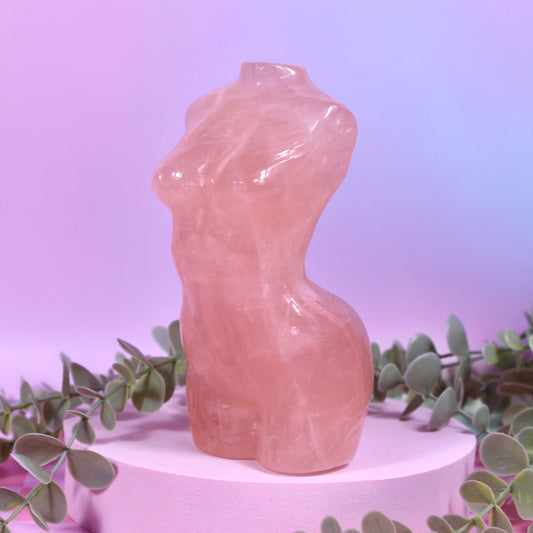 XXL Rose quartz goddess body