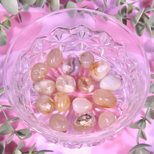 Flower agate tumbles