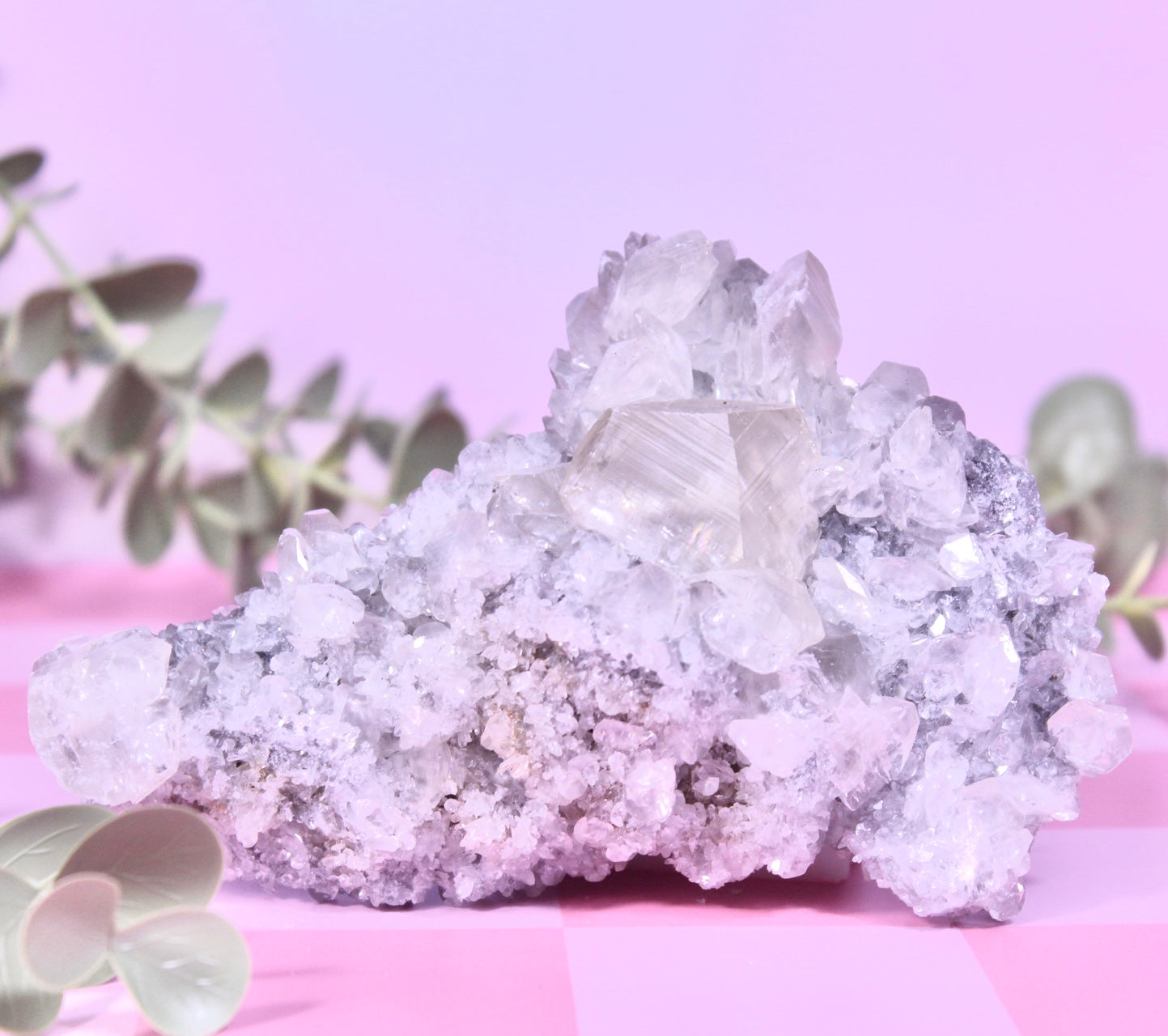 UV Reactive calcite specimen #172