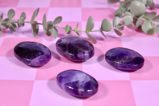 Amethyst palmstones