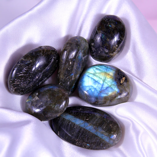 Labradorite palmstones