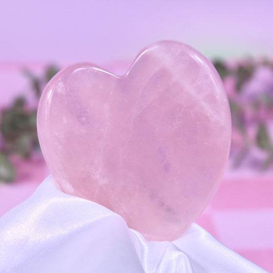 Rose quartz heart