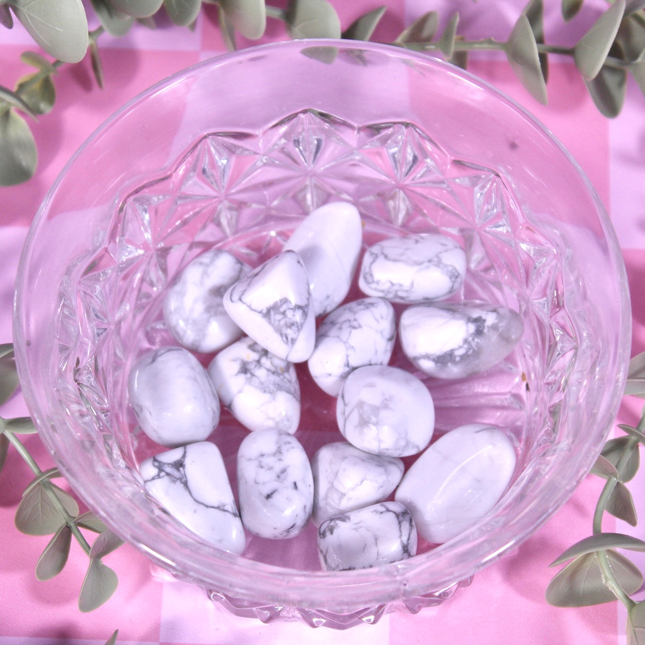 Howlite tumbles