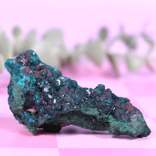 Dioptase specimen